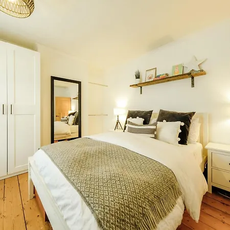 Raymend Road Two Bedroom Flat In Bedminster *