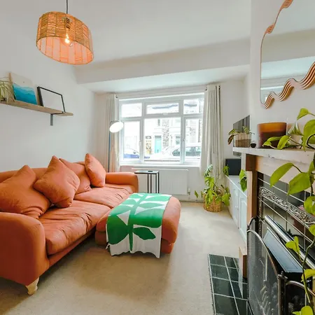 Raymend Road Two Bedroom Flat In Bedminster